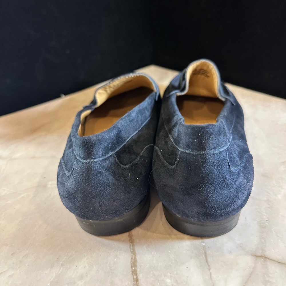 Array Women's Navy Loafers - Picture 7 of 7